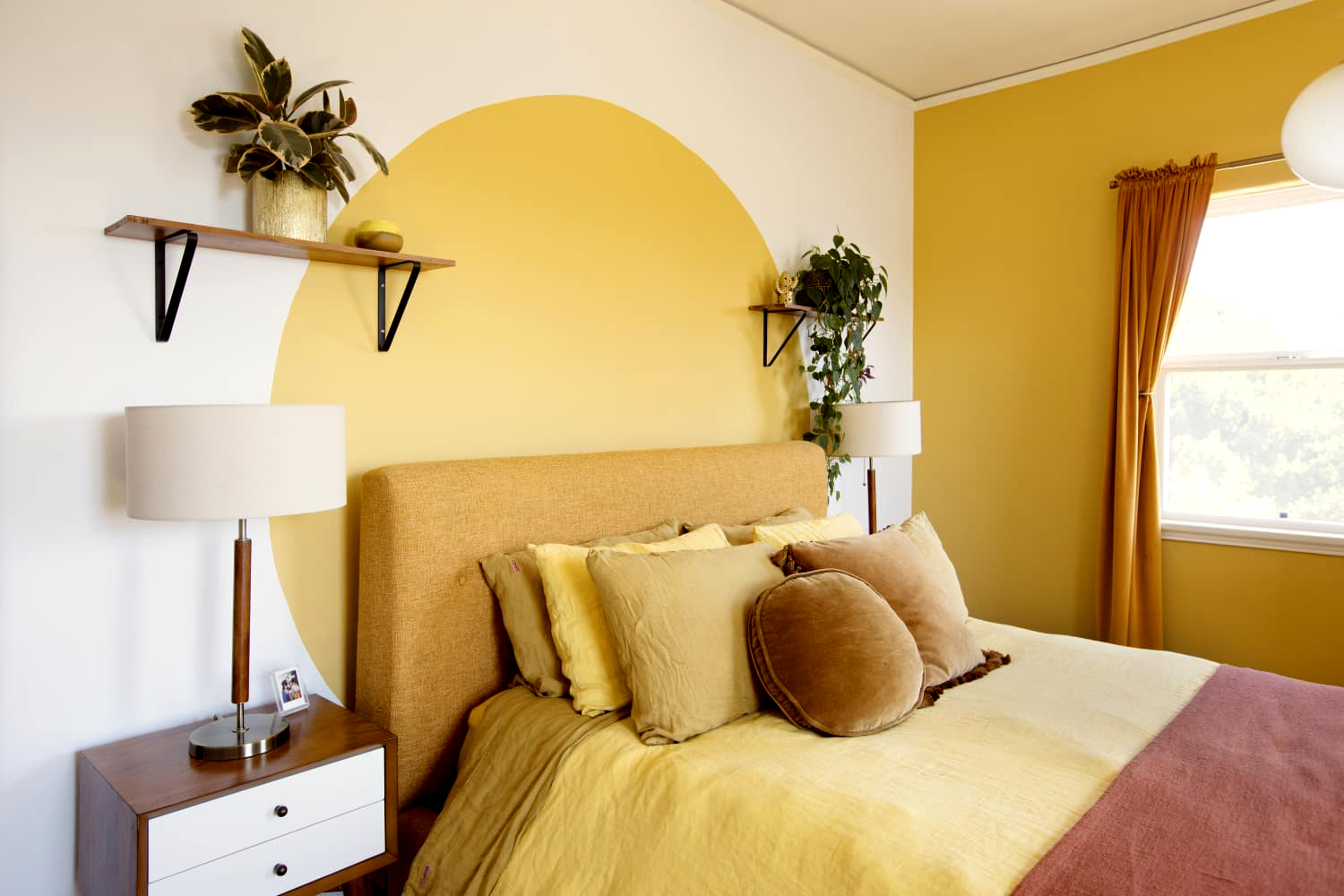 phòng ngủ màu vàng 5